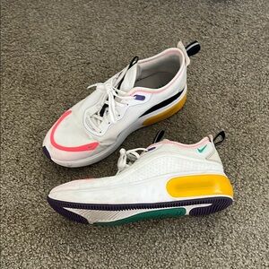 Retro Neon Nike AirMax Dia